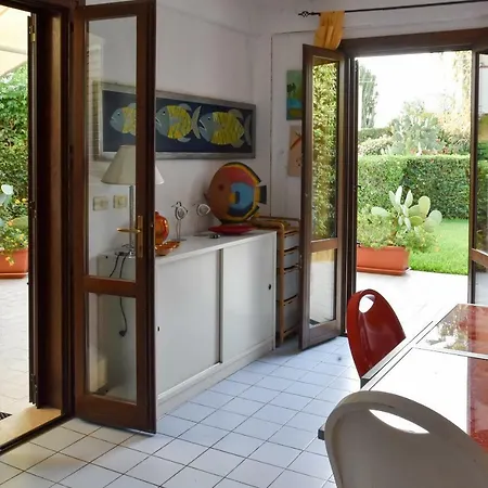 Apartment Solemaremarzamemi *